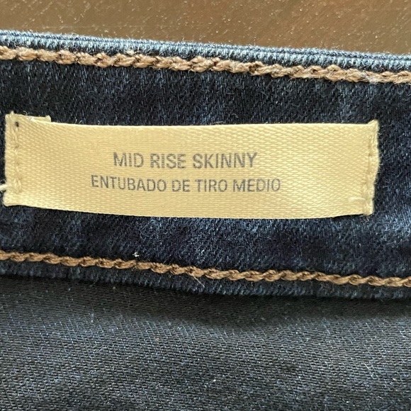 Universal Thread Skinny Jeans, Size 4 - Picture 5 of 16